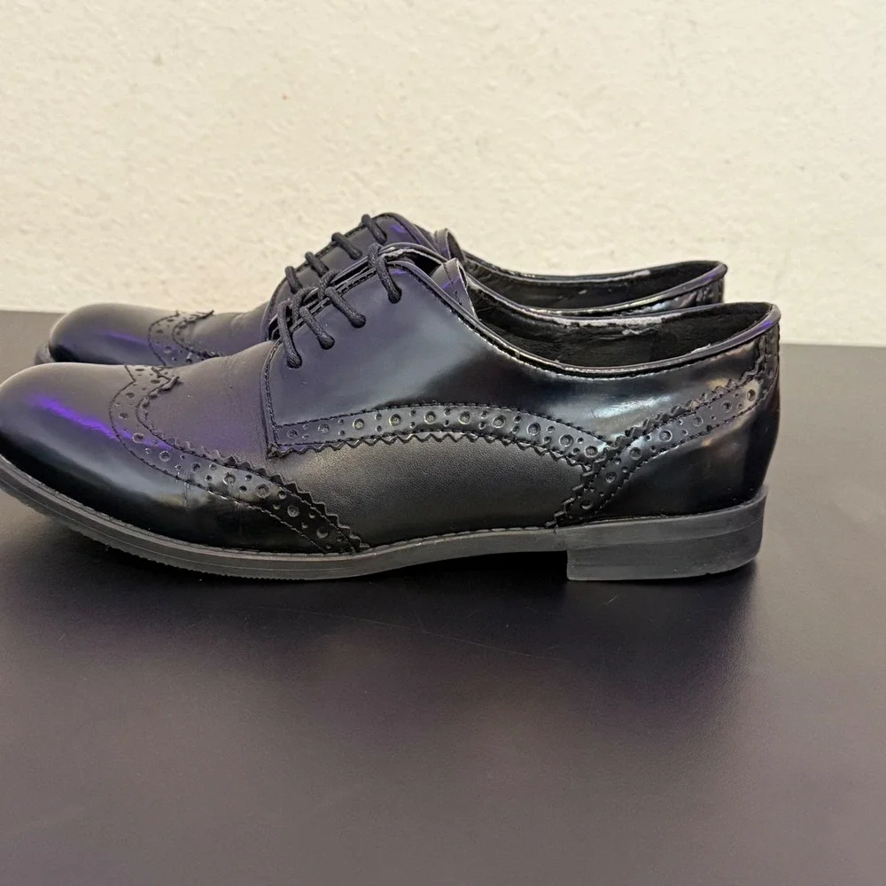 Marc Fisher Sailor Black‎ Leather Wingtip Brogue Oxfords Womens 6.5 M Academia